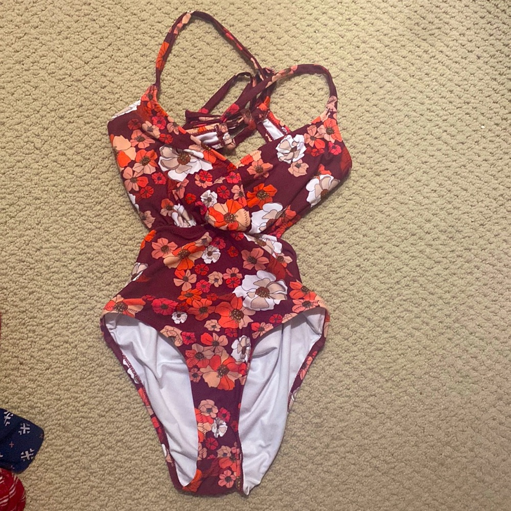 one piece swimsuit